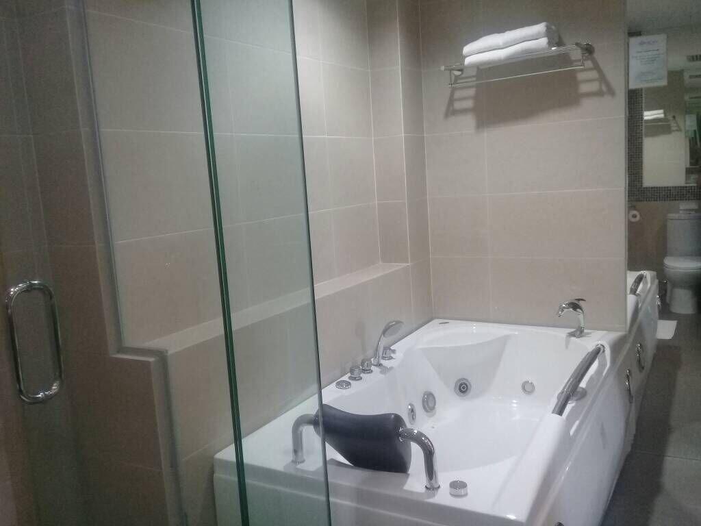 Starcity Hotel Алор Сетар Екстериор снимка