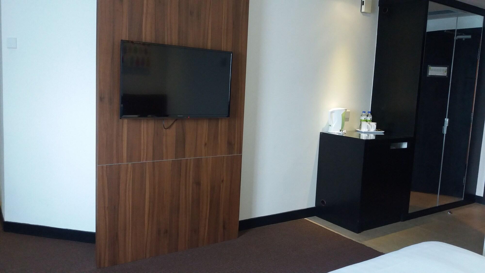 Starcity Hotel Алор Сетар Екстериор снимка