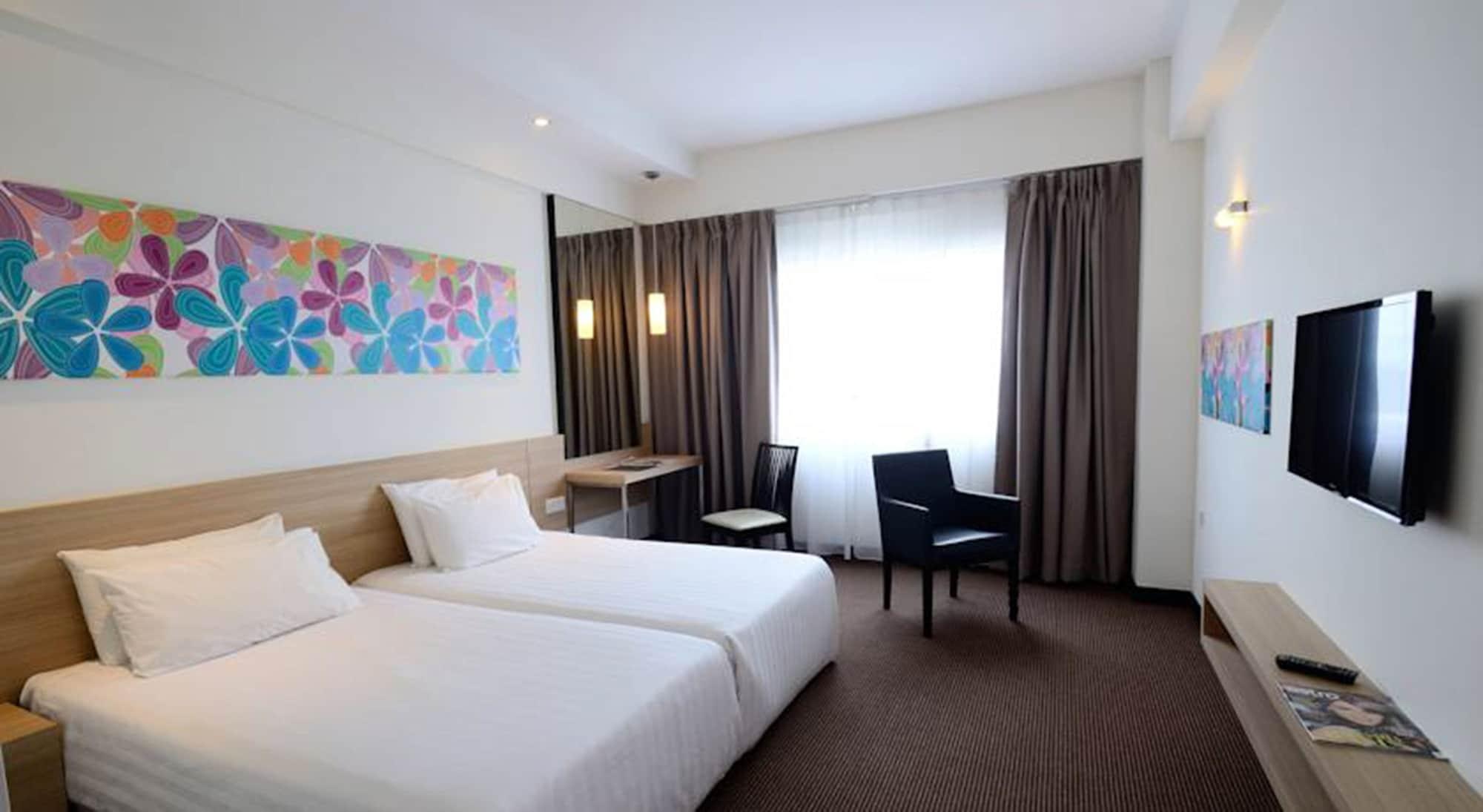 Starcity Hotel Алор Сетар Екстериор снимка